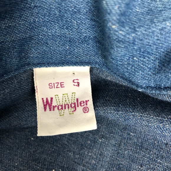 Vintage 70’s chambray Wrangler cuff sleeve shirt - Picture 4 of 8